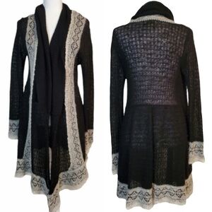 Elegant Black and Cream Women's Sweater